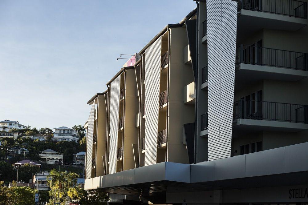 Grand Hotel And Apartments Townsville Exterior foto
